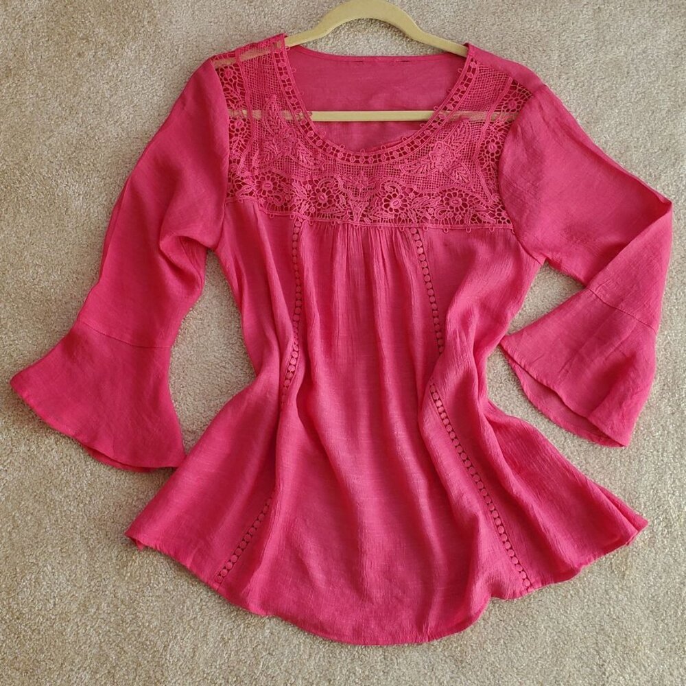 H&M Lace Vibrant Pink Blouse with Long Sleeves. Size 6